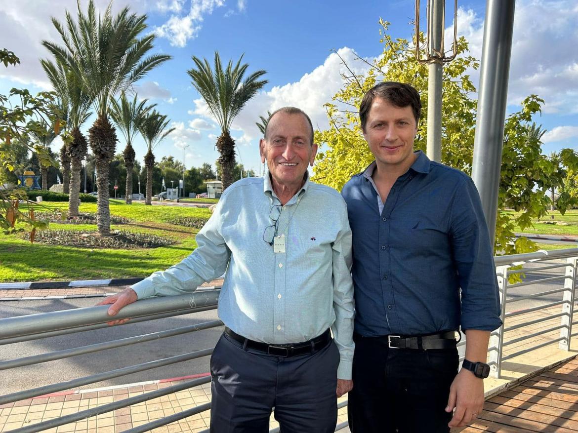 ראש עיריית תל אביב יפו רון חולדאי וראש המועצה המקומית להבים אלעד ארזי